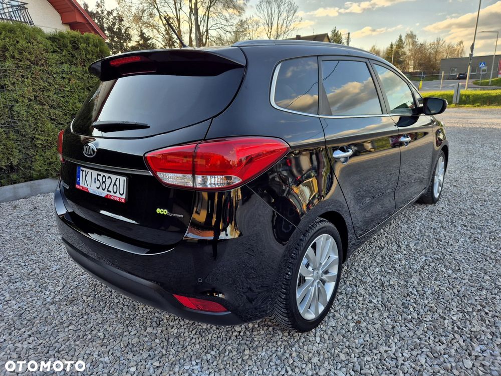 Kia Carens 2.0 GDI Edition 7 - 16