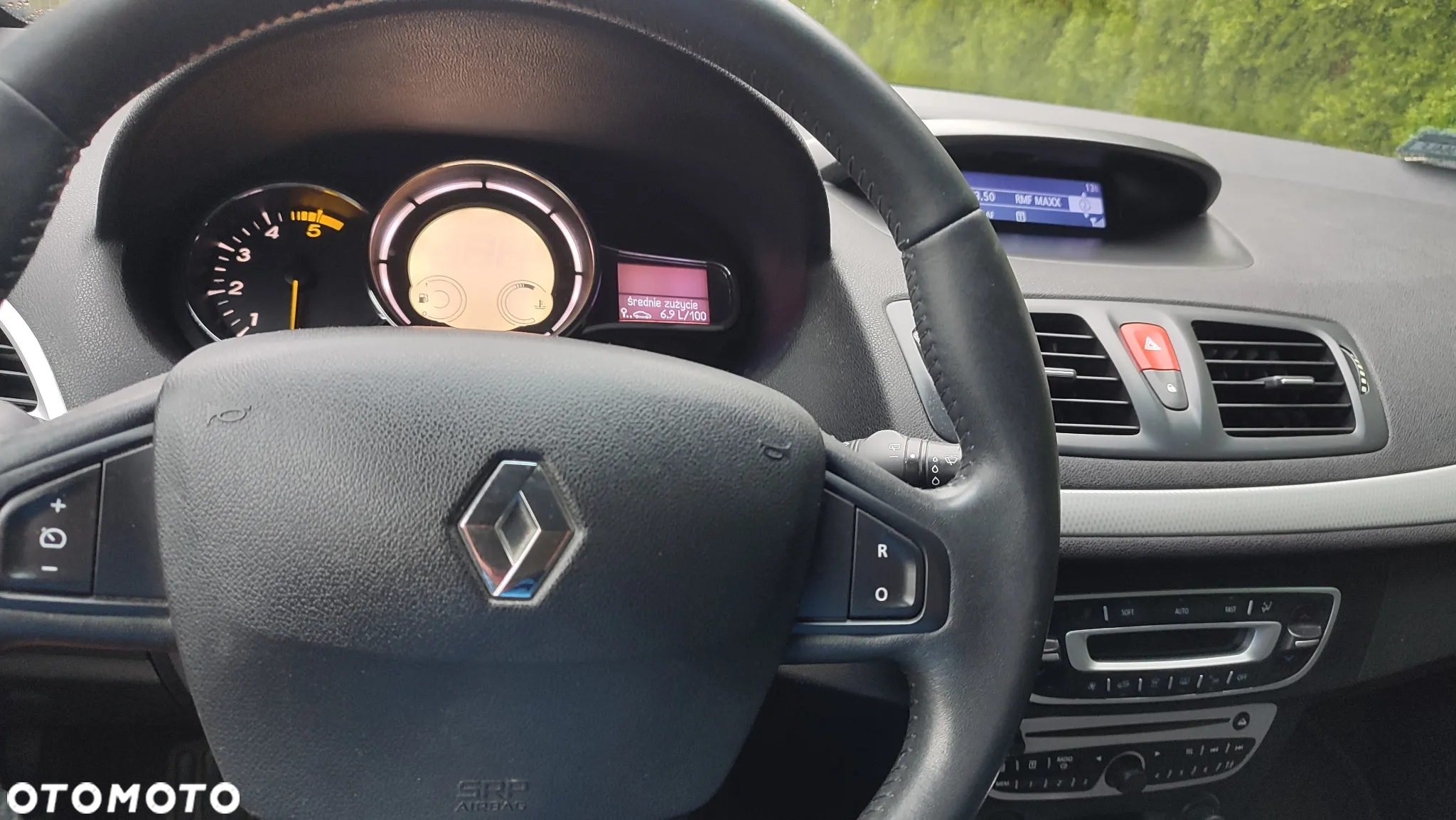 Renault Megane 1.9 dCi FAP Grandtour Exception - 9