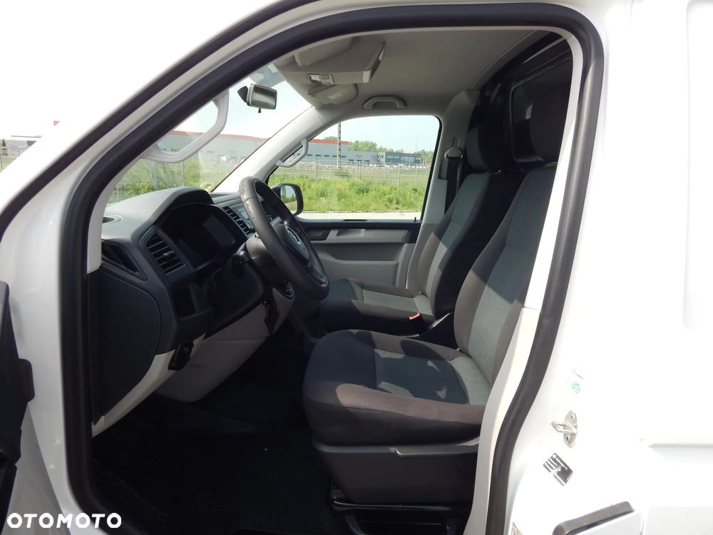 Volkswagen Transporter T-6 Long Klima - 10