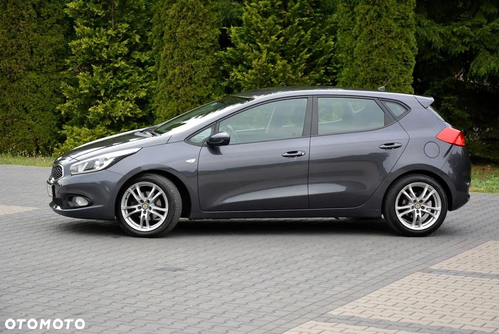 Kia Ceed 1.4 CVVT Dream Team Edition - 7