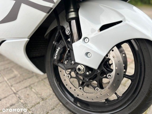 Suzuki Hayabusa - 9