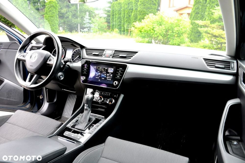 Skoda Superb 2.0 TDI SCR 4x4 Style DSG - 26