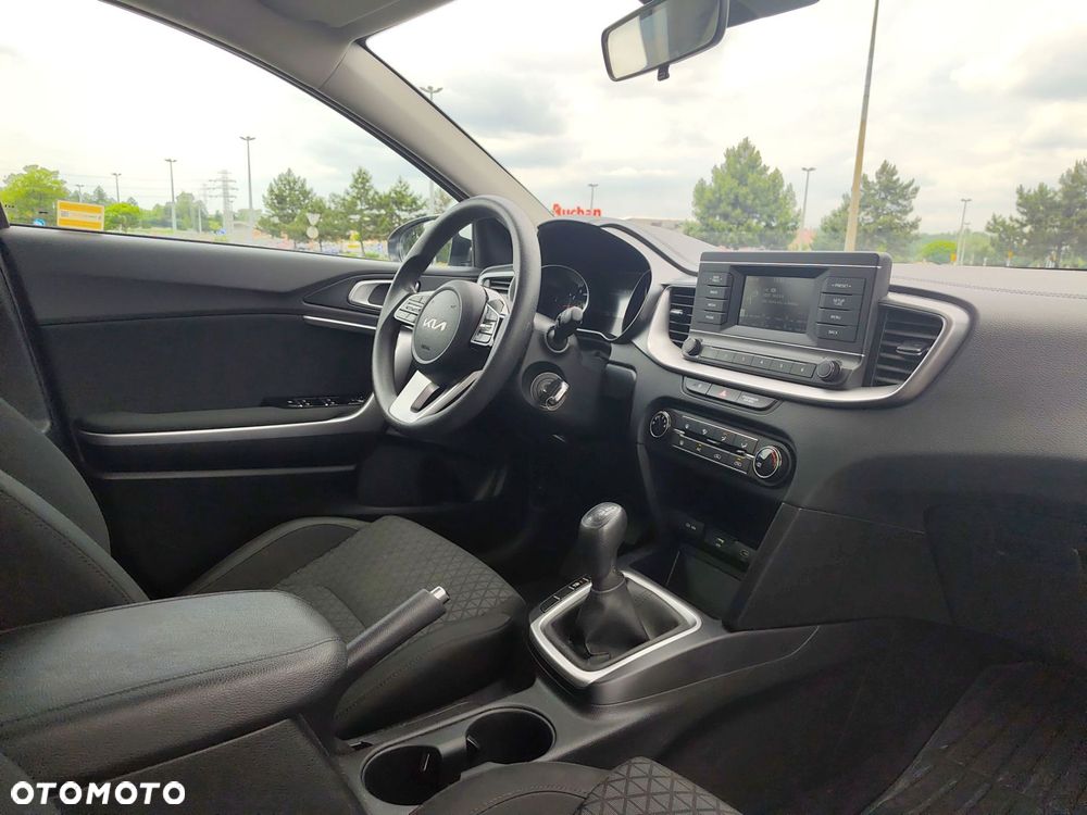 Kia Ceed - 19