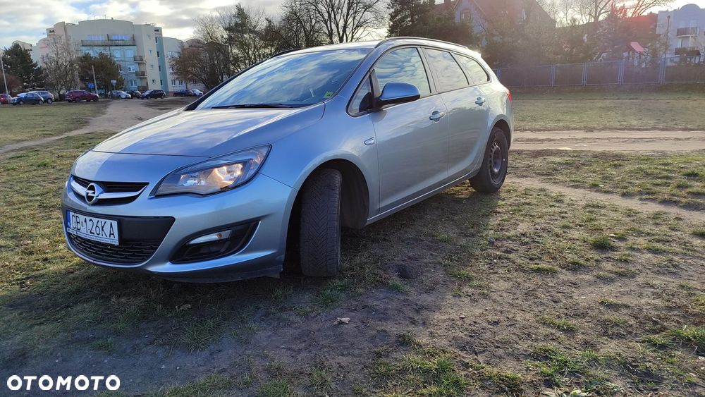 Opel Astra 1.6 CDTI Essentia - 4