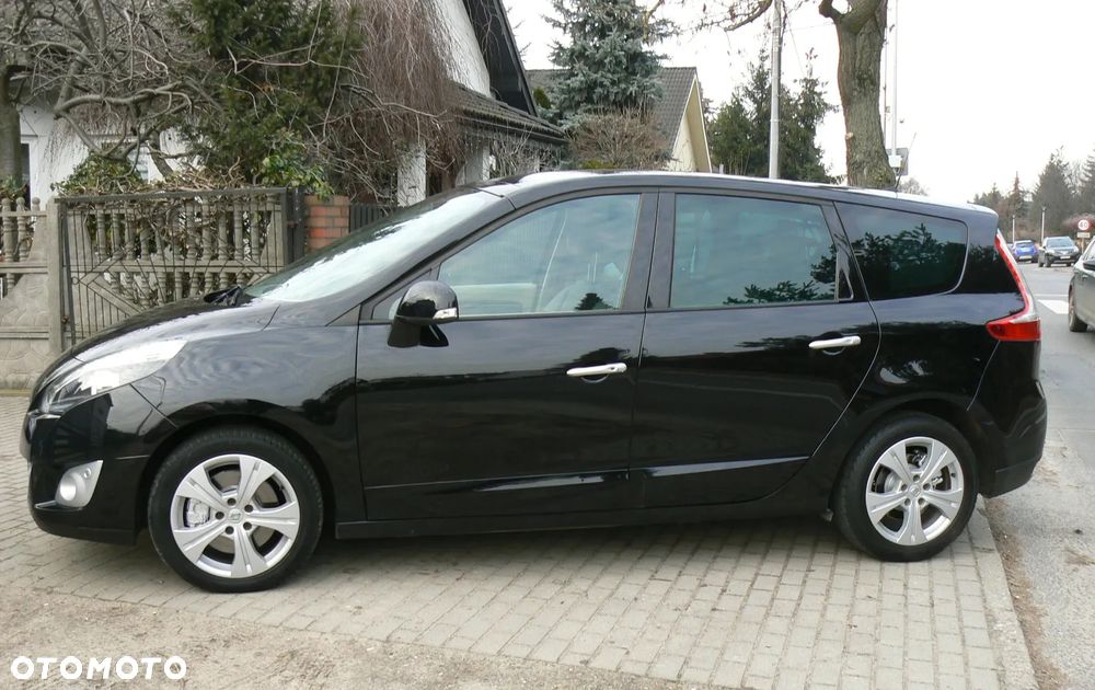 Renault Grand Scenic - 2