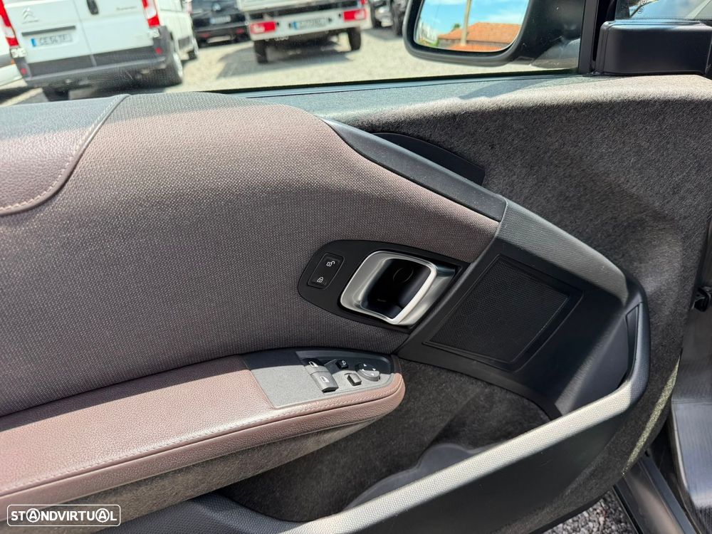 BMW i3 - 25