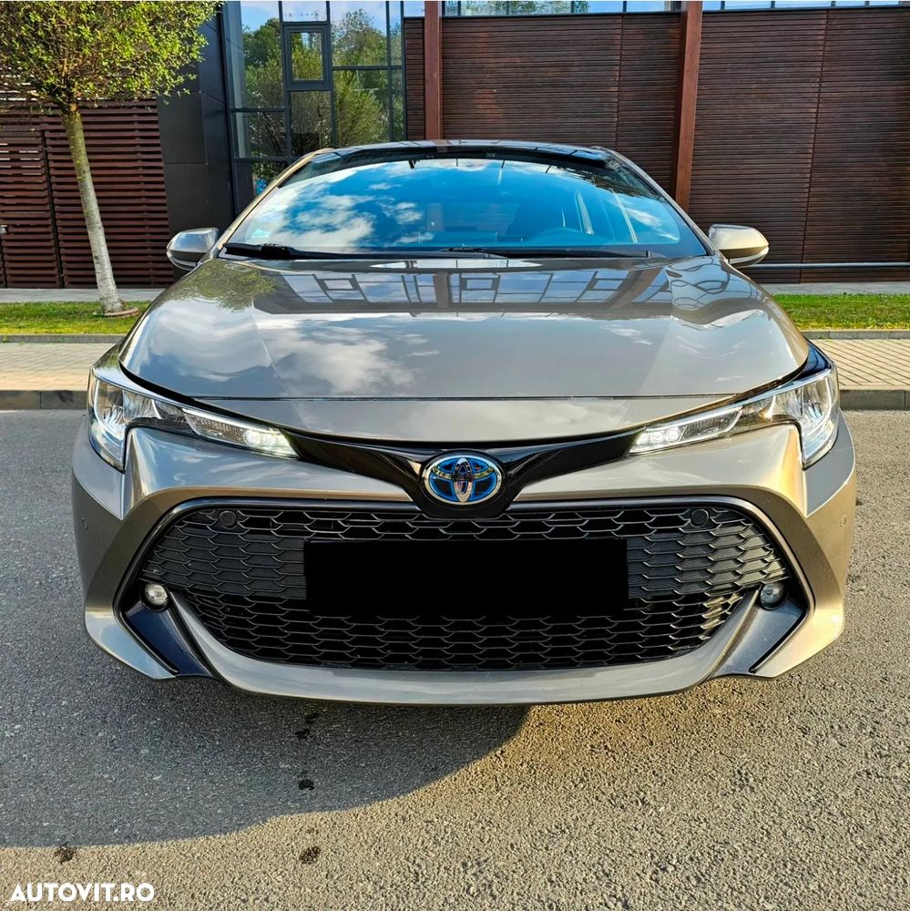 Toyota Corolla - 2