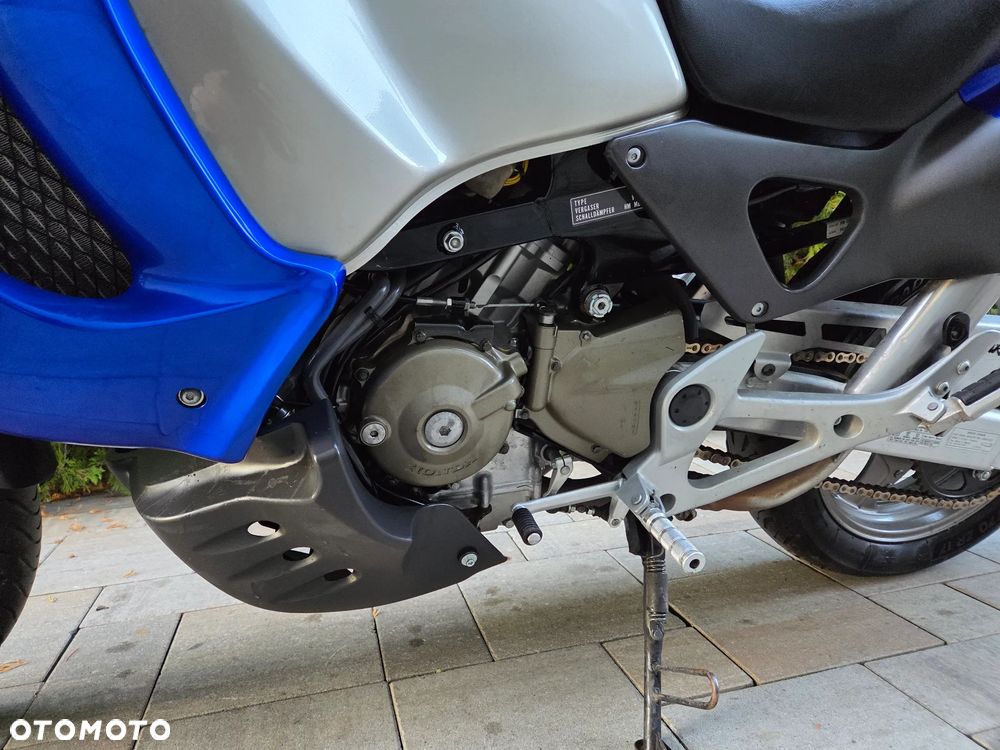 Honda XL - 17