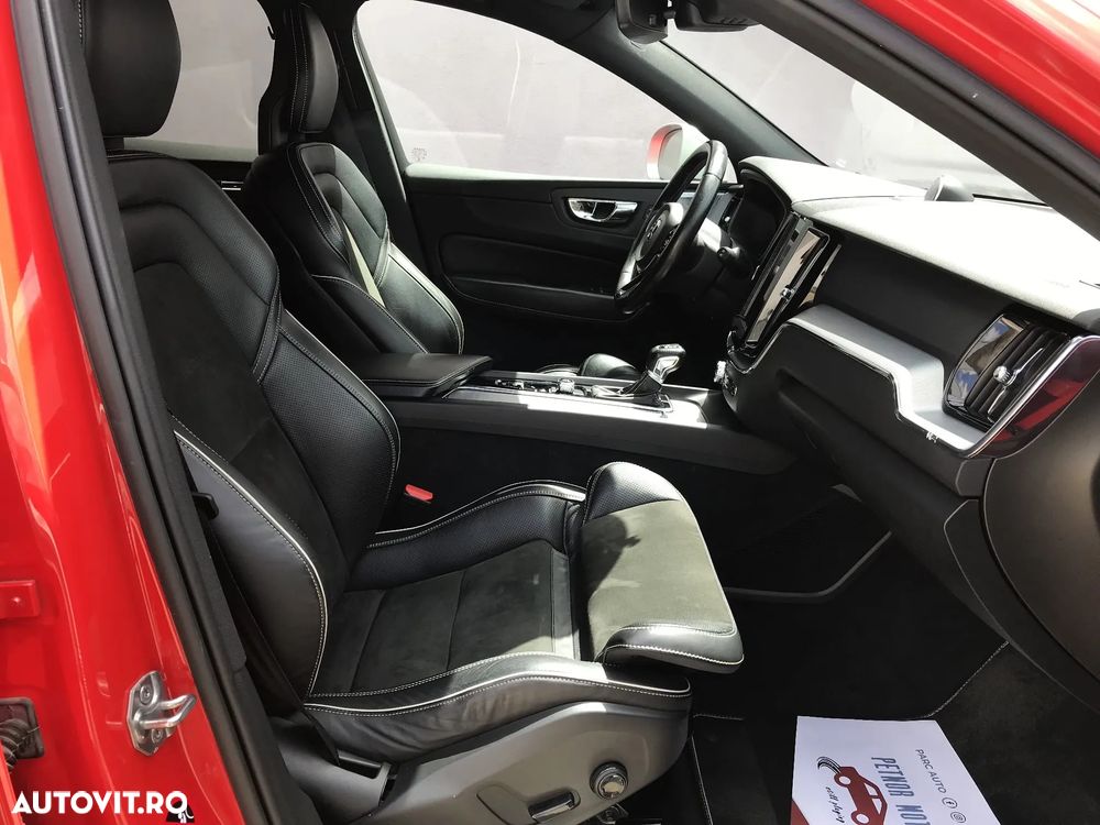 Volvo XC 60 D4 R-Design - 17