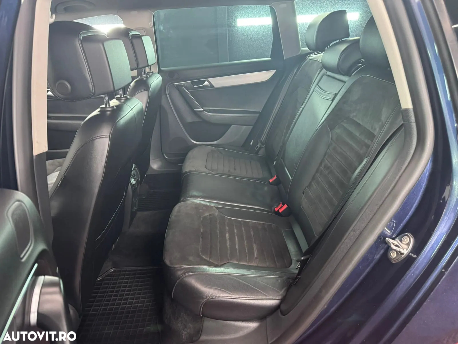 Volkswagen Passat 2.0 TDI 4Motion BlueMotion Technol. Highline - 8