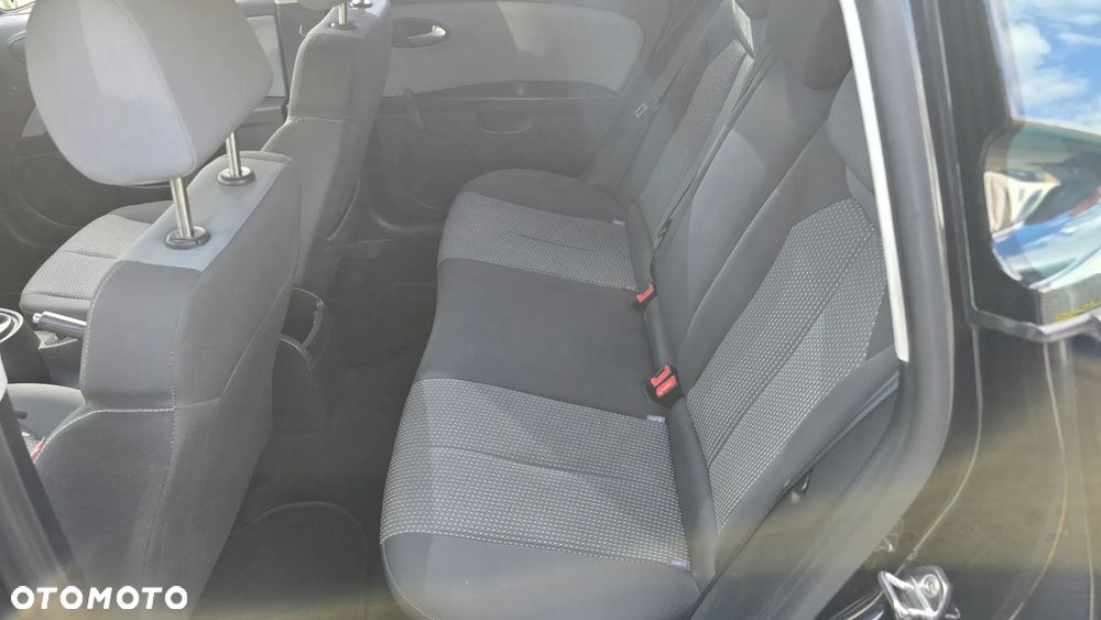 Seat Leon 1.6 TDI DPF Ecomotive Style - 32