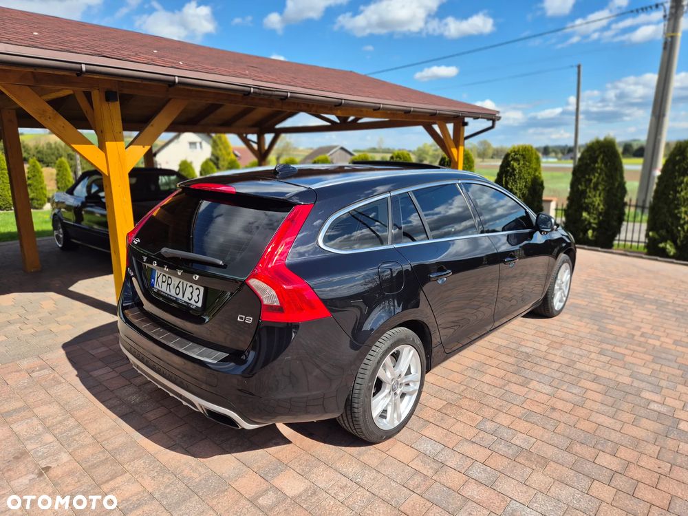 Volvo V60 D3 Summum - 1