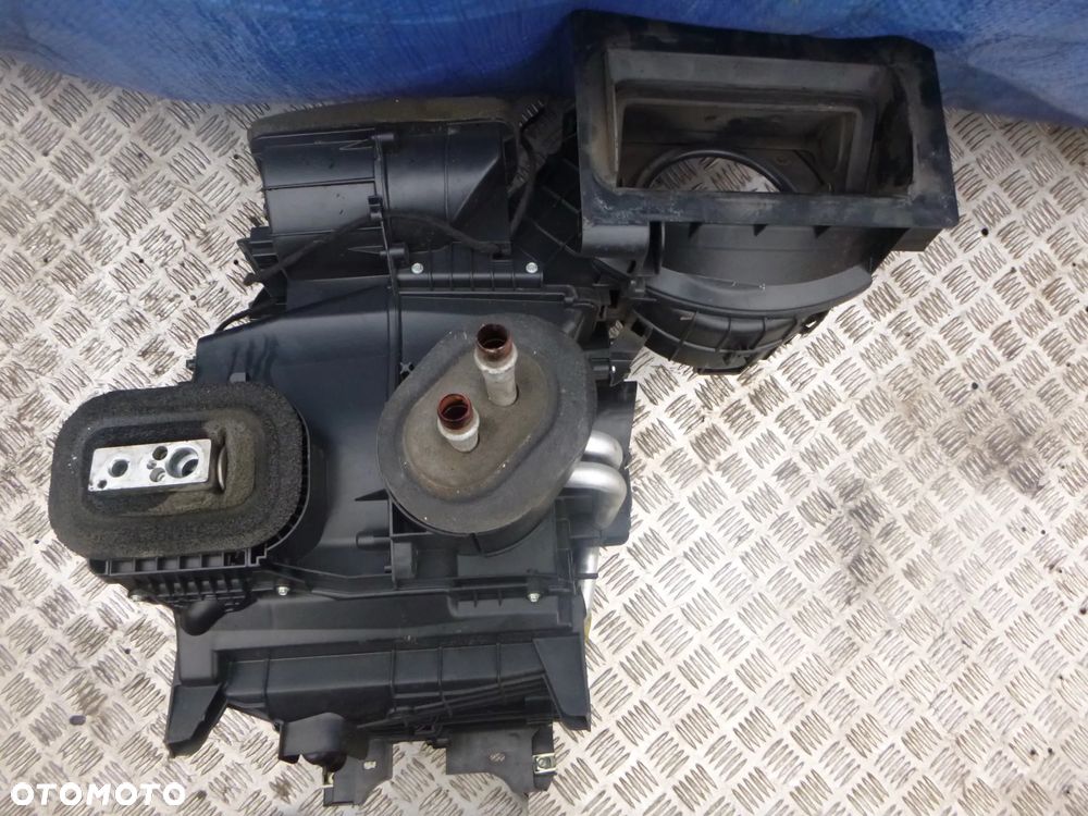 NAGRZEWNICA Z KLIMATYZACJĄ RENAULT MASTER III 2,3 DCI 2012r  27110379R - 2
