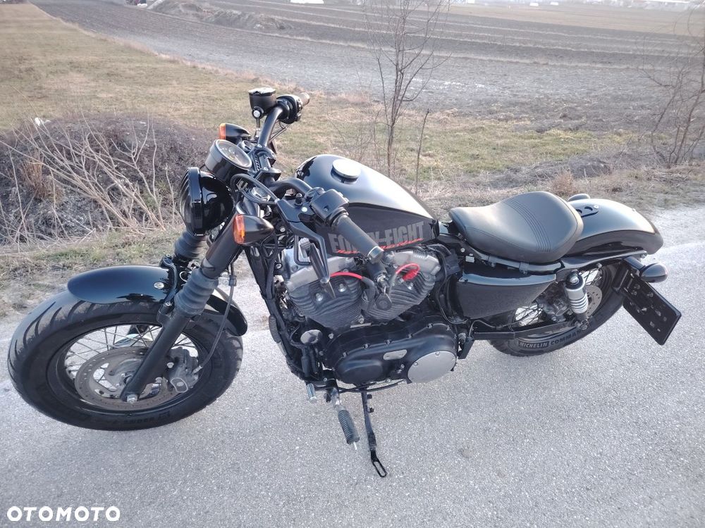 Harley-Davidson Sportster Forty-Eight - 23