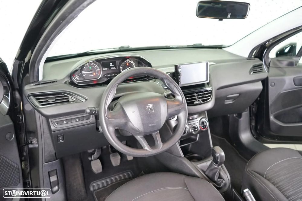 Peugeot 208 1.2 PureTech Allure - 17