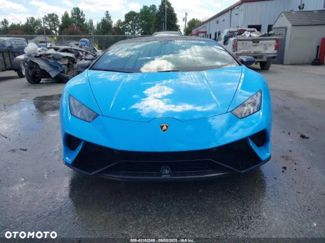 Lamborghini Huracan Performante - 9
