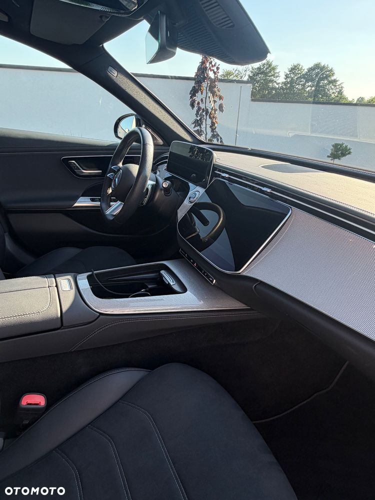 Mercedes-Benz Klasa E 220 d 4Matic 9G-TRONIC Edition AMG Line - 12