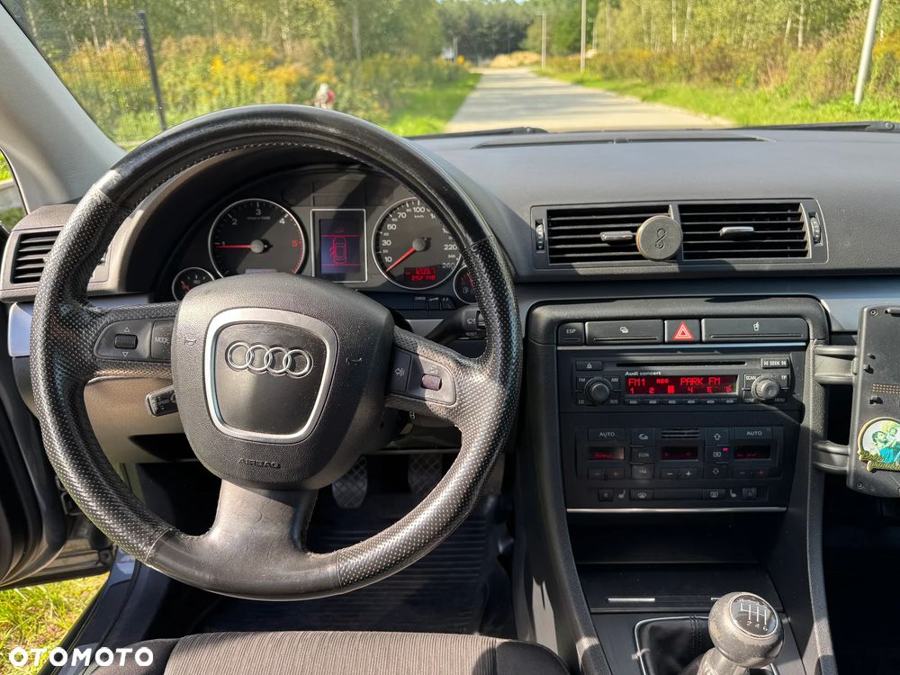 Audi A4 Avant - 9