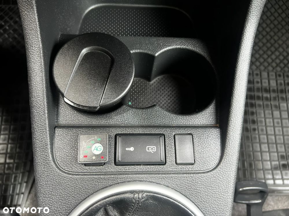 Skoda Roomster 1.4 16V Comfort - 21