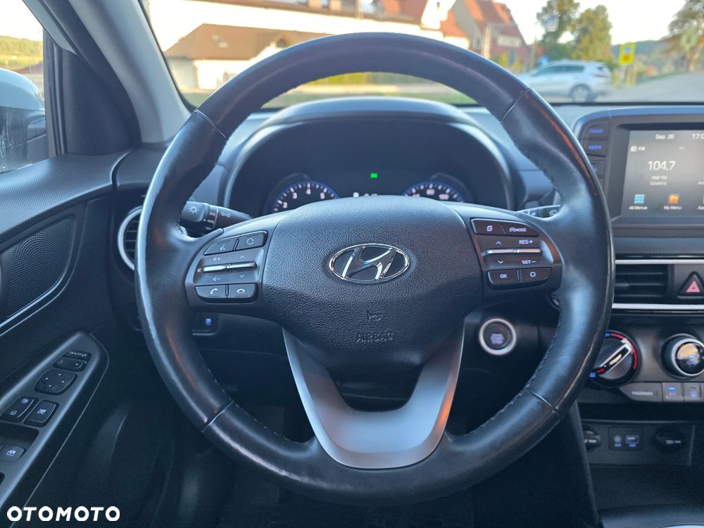Hyundai Kona - 21