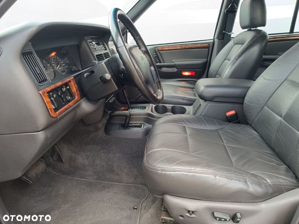 Jeep Grand Cherokee - 6
