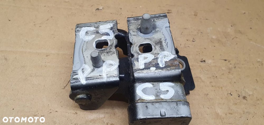 Zawias prawy przód dolny górny komplet Citroen C5 III KTVD - 5