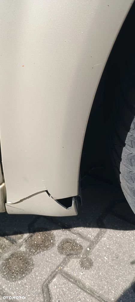 Renault Grand Scenic 1.6 16V Authentique - 10