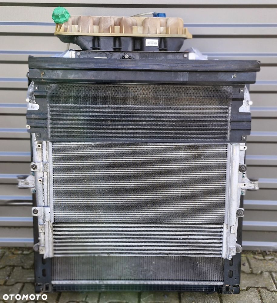 MAN TG3 TGX CHŁODNICA KOMPLET CHŁODNIC - 2