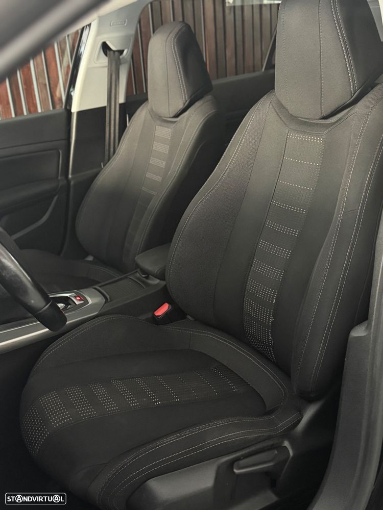 Peugeot 308 1.2 PureTech Style - 11