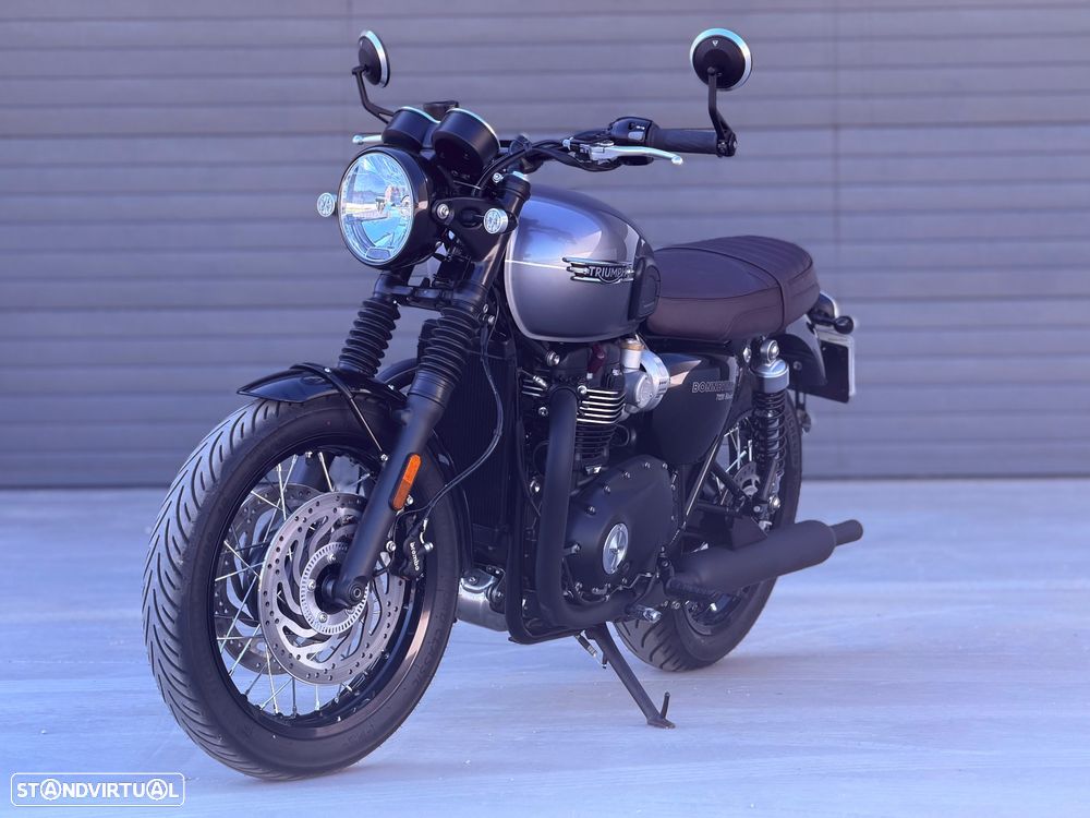 Triumph Bonneville t120 Black - 6