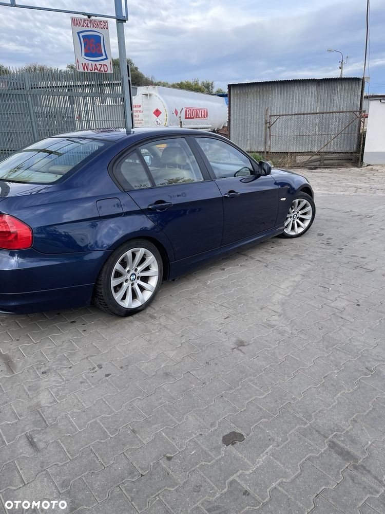 BMW Seria 3 320d Eff.Dynamics - 4