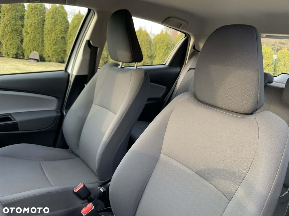 Toyota Yaris - 13