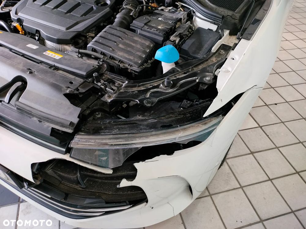 Volkswagen Passat - 23