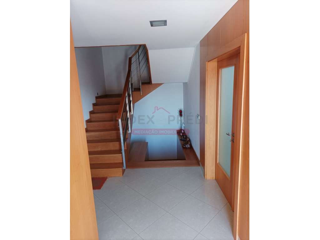 Moradia Geminada com Lote terreno - Quinta do Paço em São Silvestre - Grande imagem: 4/22