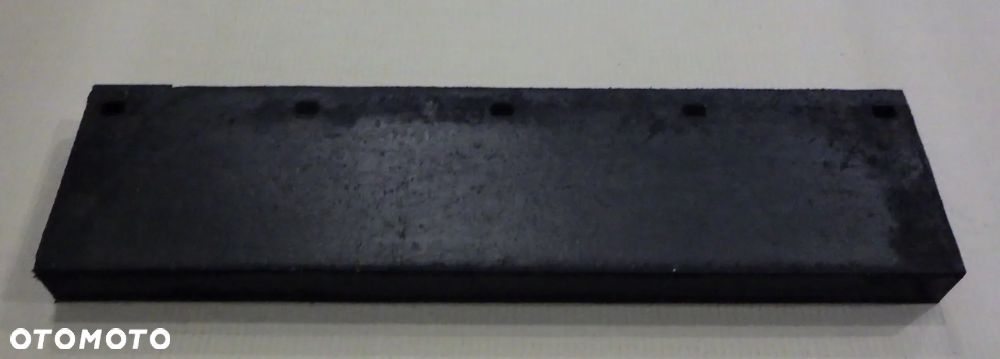 Lemiesz gumowy długi 675x175x50mm - 1