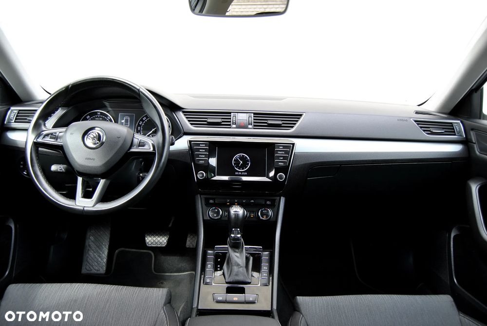 Skoda Superb 2.0 TDI 4x4 DSG Style - 33