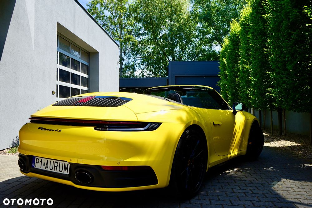 Porsche 911 Carrera 4S - 20