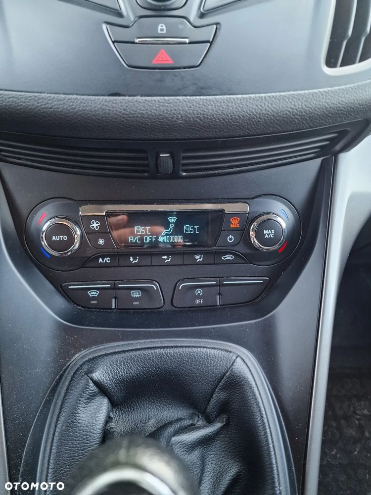 Ford Kuga 1.6 EcoBoost FWD Titanium ASS - 10