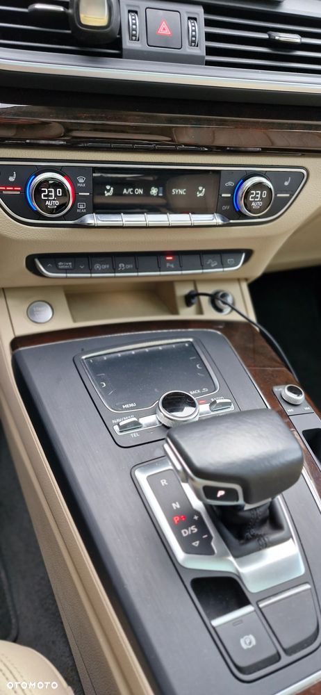 Audi Q5 2.0 TFSI Quattro Sport S tronic - 24