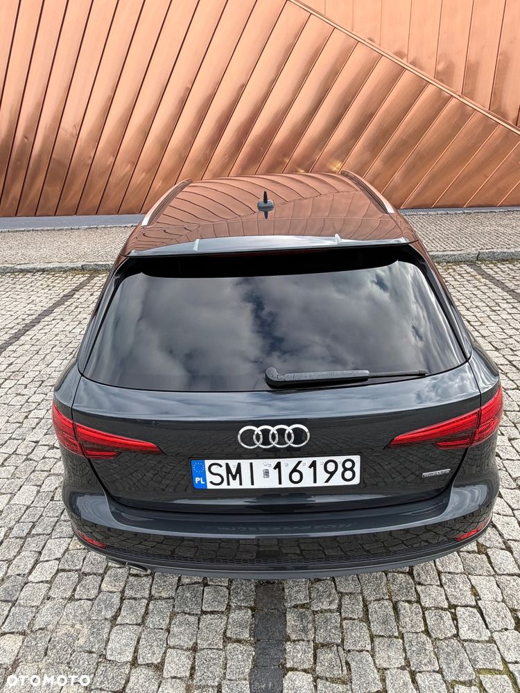 Audi A4 Avant 2.0 TDI Quattro S tronic - 12