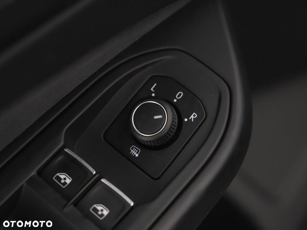 Volkswagen Golf - 19