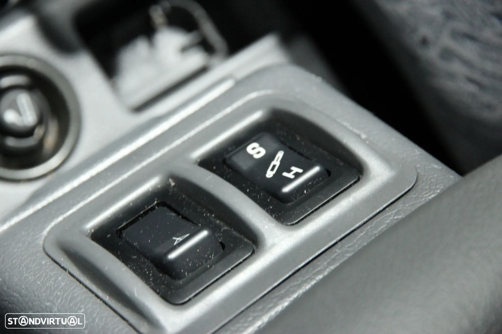 Mitsubishi Pajero 2.8 TD GLX - 18