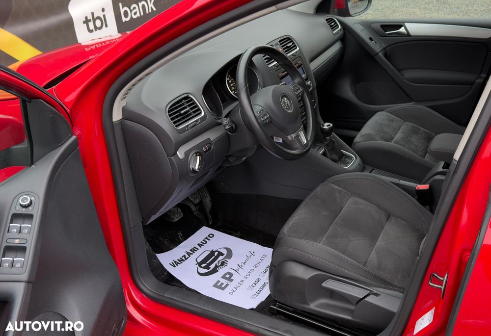 Volkswagen Golf 1.6 TDI DPF Style - 24