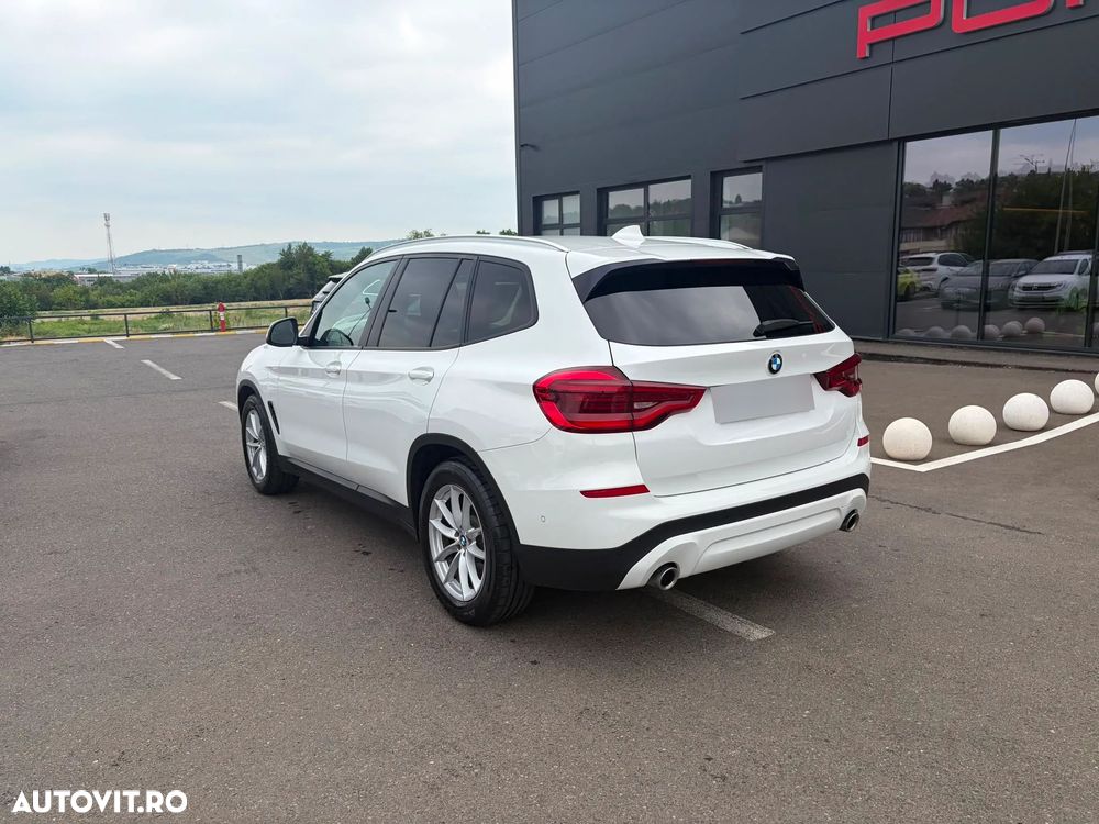BMW X3 xDrive20d AT Luxury Line - 4