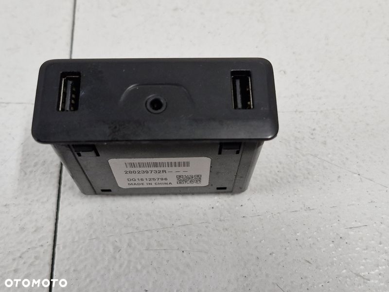 RENAULT KADJAR MEGANE IV 4 GNIAZDO USB AUX 280239732R - 1