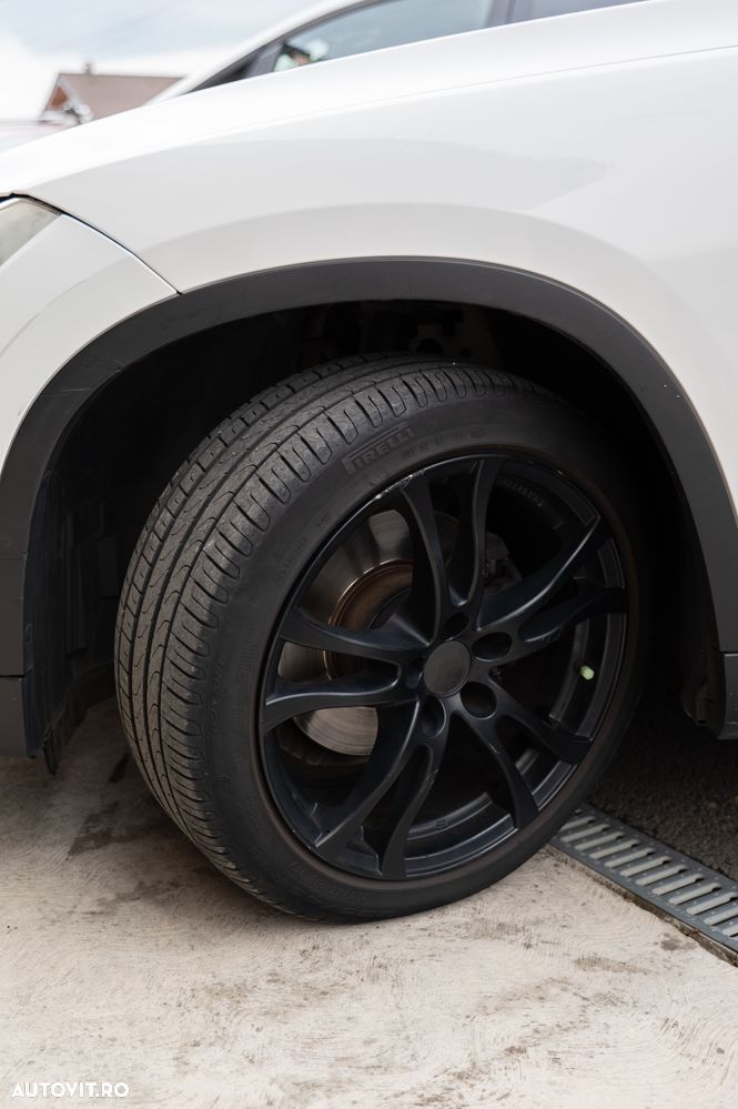 BMW X1 xDrive20d - 14