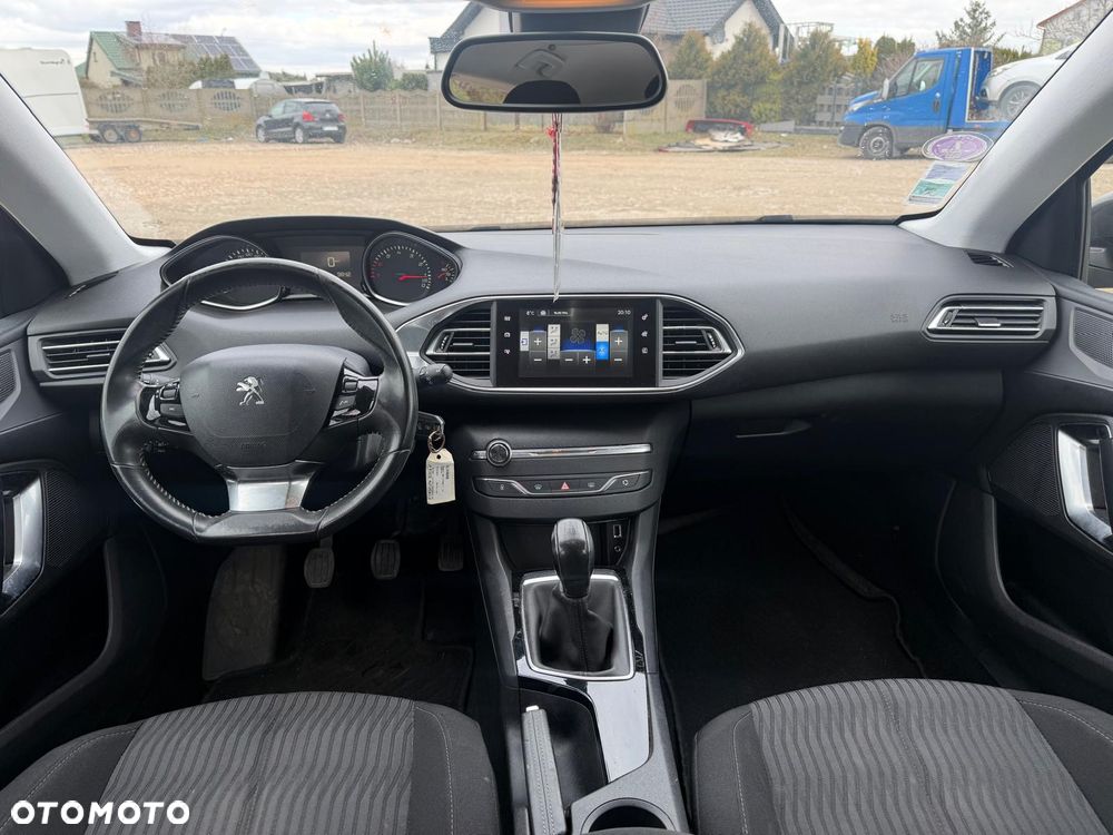 Peugeot 308 PureTech 82 Active - 13