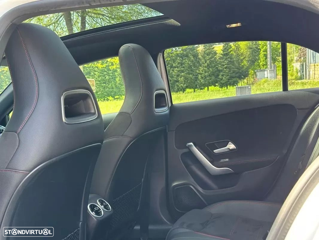 Mercedes-Benz A 180 d AMG Line - 13