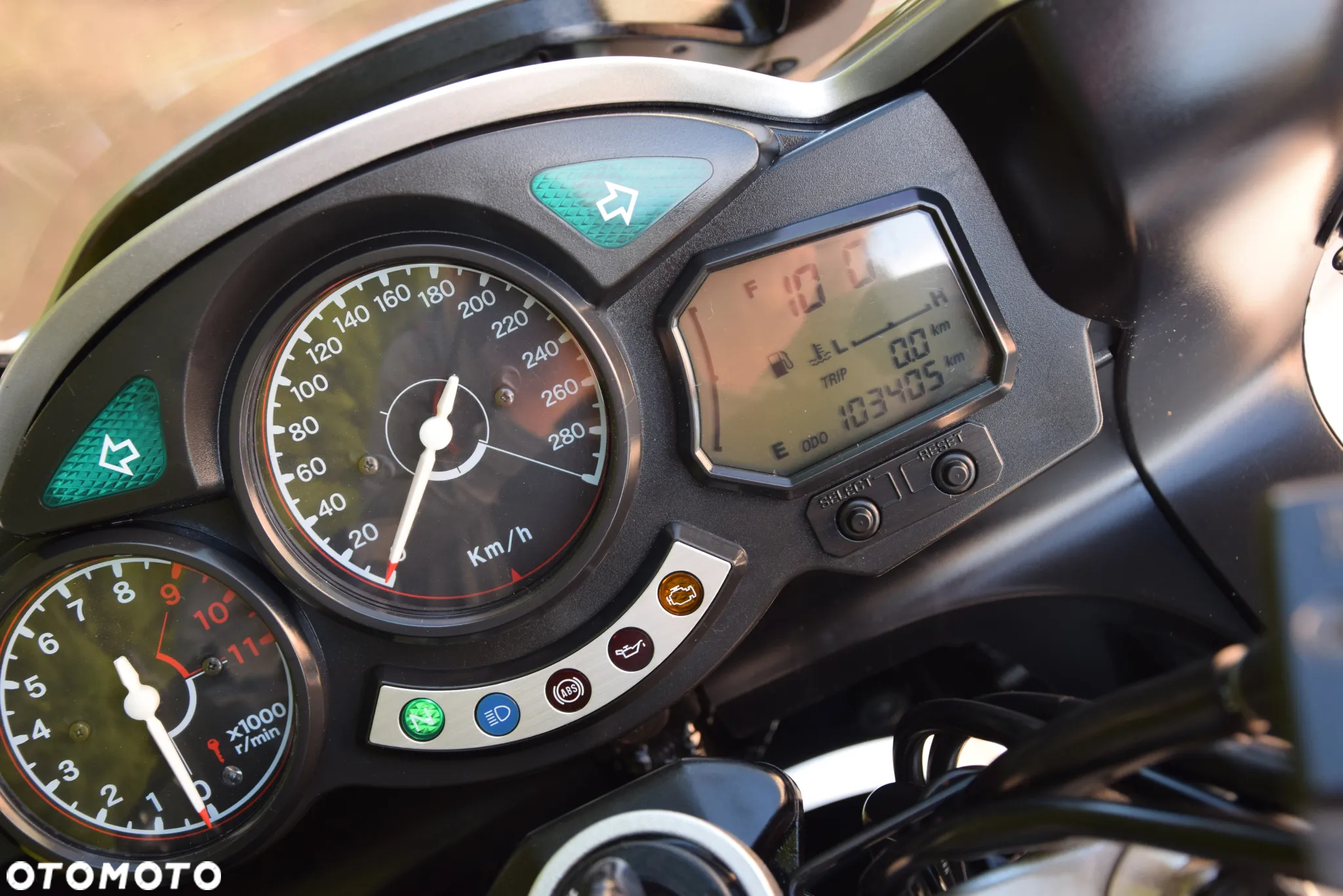 Yamaha FJR - 6