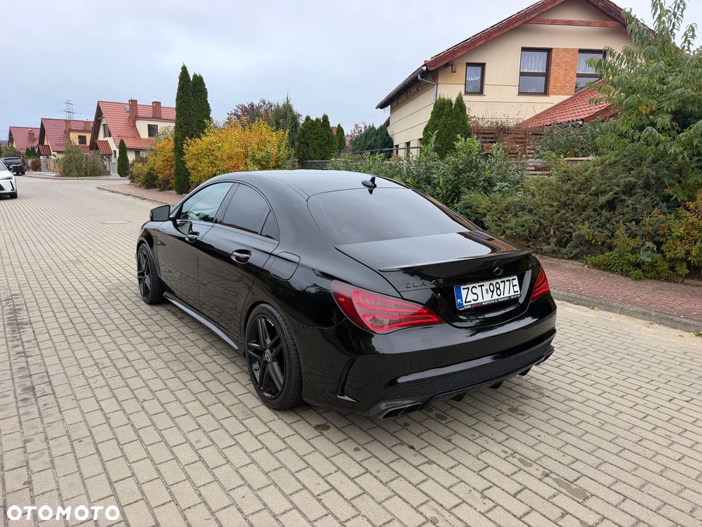 Mercedes-Benz CLA 45 AMG 4Matic 7G-DCT - 9